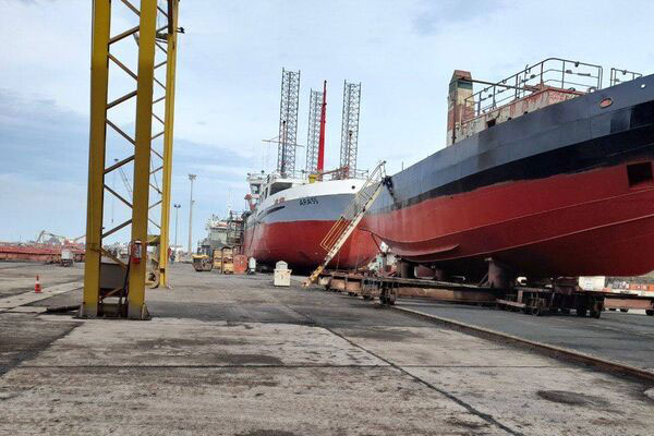 کشتی های جدید به ناوگان حمل ونقل دریایی افزوده می شود